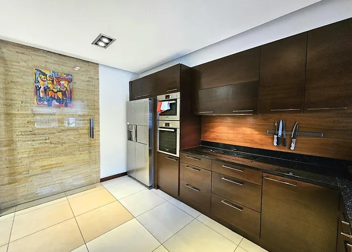 Dom Z Basenem I Sauna Zewnetrzna