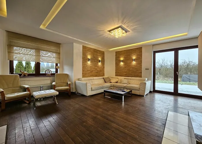 Feriehus Dom Z Basenem I Sauna Zewnetrzna *